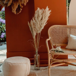 Vaas met pampaspluimen